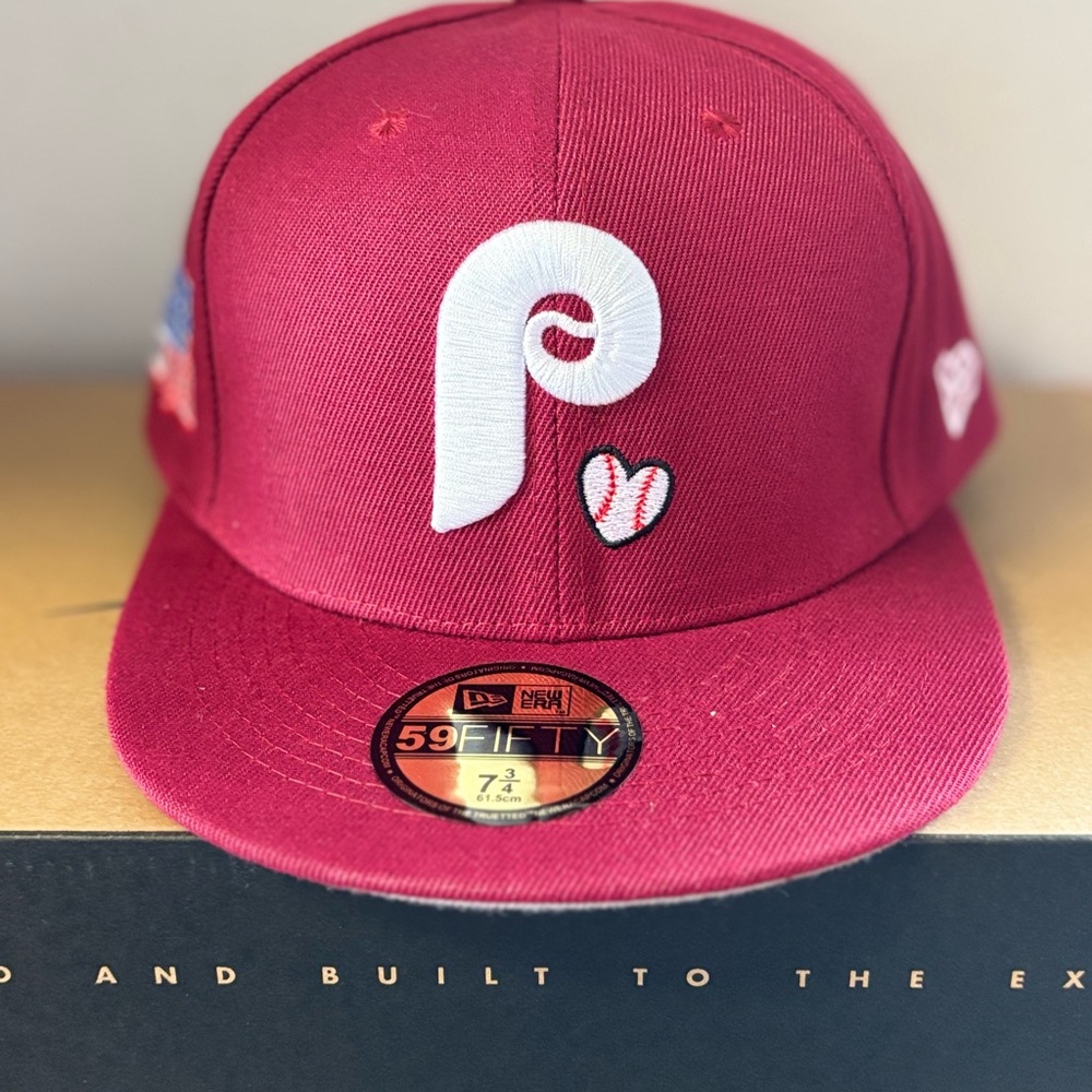 Philadelphia Phillies fitted hat size 7 3/4 RARE!!